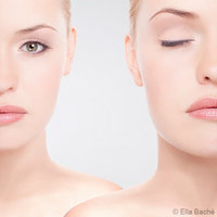 Werbefoto mit Make-up-Model mit Maske von Ella Baché